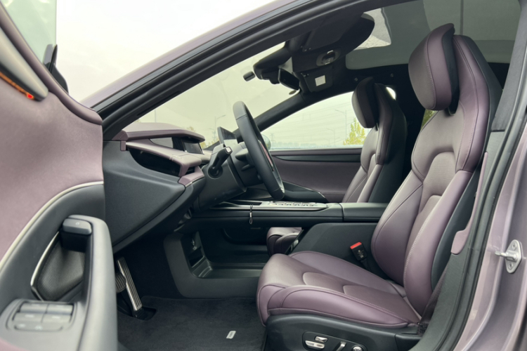 小米汽车 小米SU7 2024款 四驱超长续航高阶智驾Max版中控内饰7002