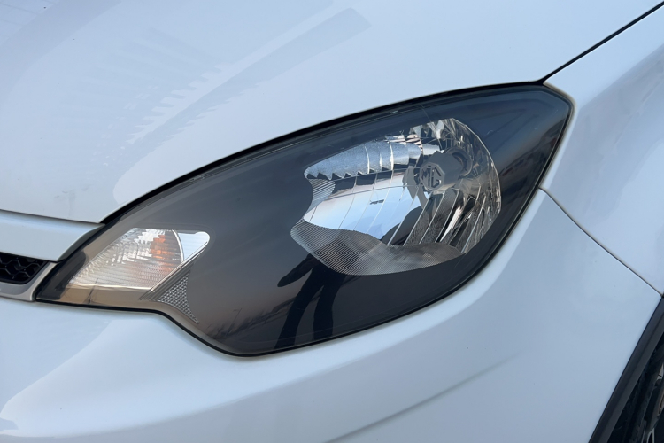 名爵3SW 2015款 1.5L AMT精英型局部细节36