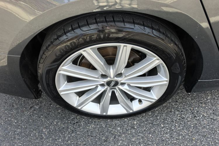 奥迪A6L 2020款 45 TFSI 臻选动感型车身外观6010