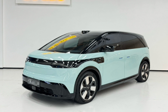 极氪MIX 2025款 智驾版