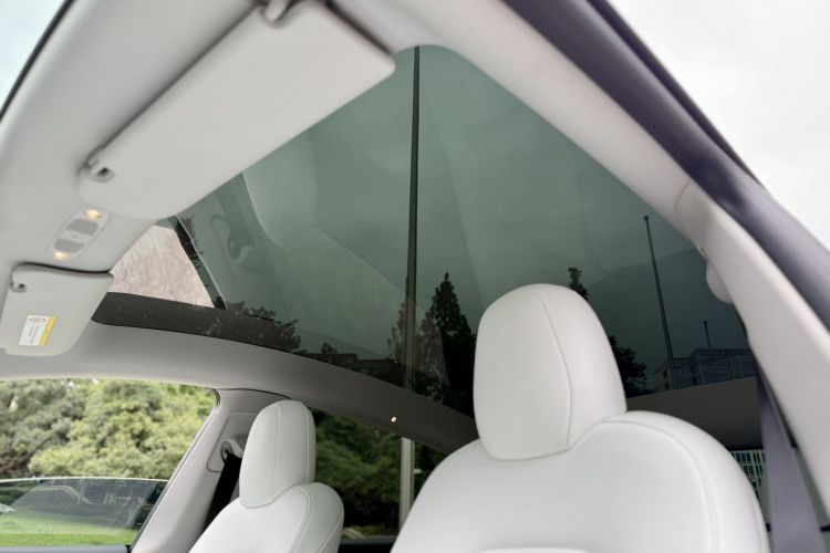 特斯拉 Model Y 2022款 后轮驱动版局部细节57