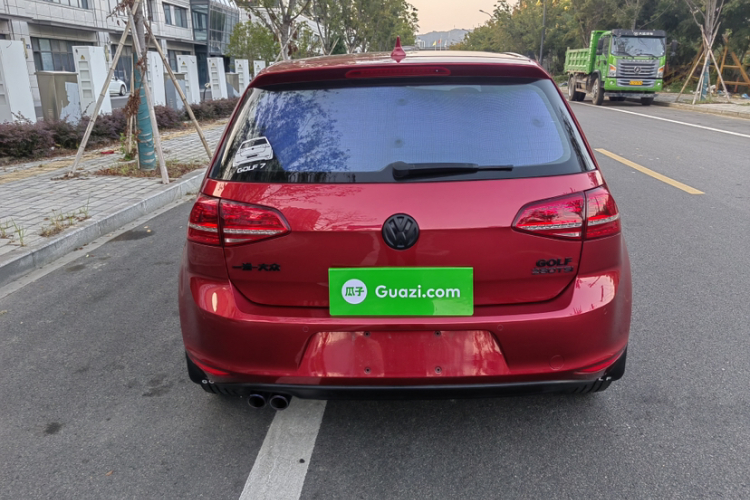 大众 高尔夫 2016款 230TSI 自动豪华型车身外观6001