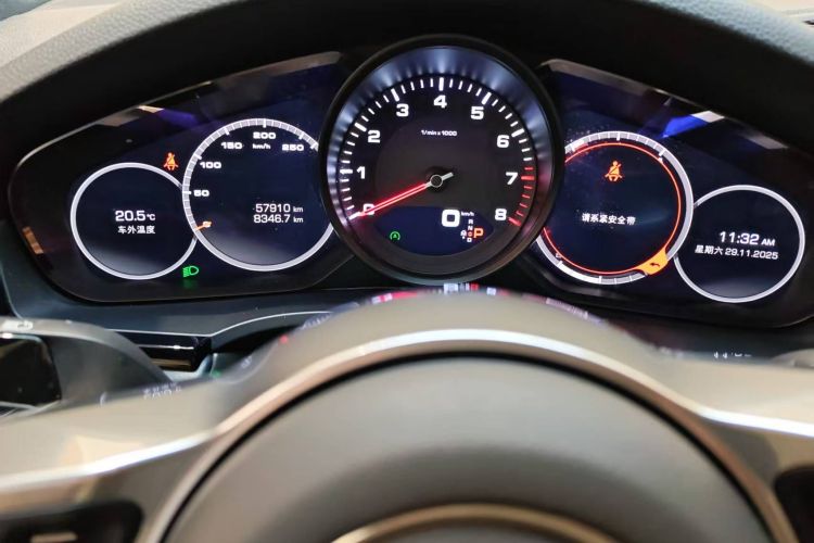 保时捷 2018款 Cayenne 3.0T中控内饰15