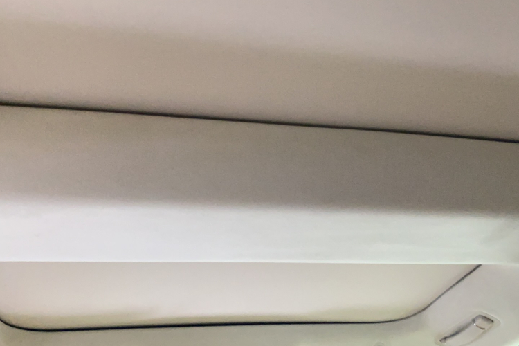 鸿蒙智行 问界M8 2025款 增程 Max+版 53.4kWh 6座版中控内饰7005