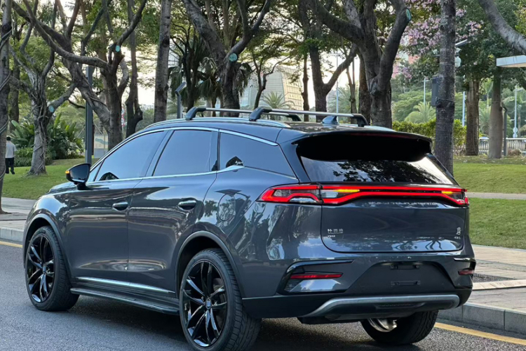 比亚迪 唐新能源 2021款 DM 2.0T 四驱高性能版创世旗舰型车身外观6005