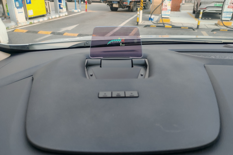 别克GL8新能源 2025款 陆尚 先享版 7座中控内饰7009