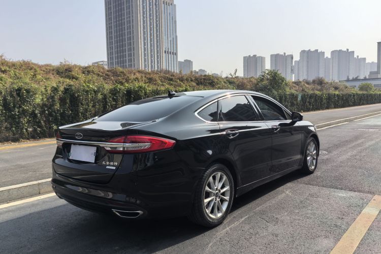 福特 蒙迪欧 2017款 EcoBoost 180 时尚型车身外观6006