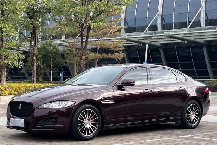 捷豹XFL 2017款 XFL 2.0T 200PS 豪华版车身外观6002