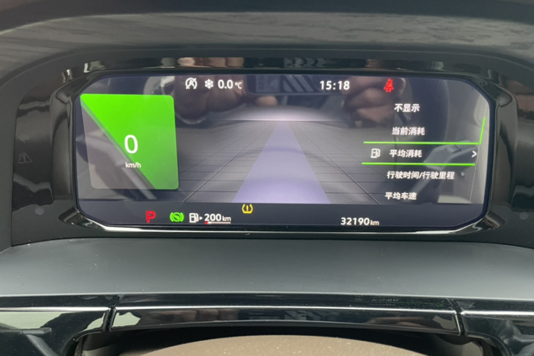 大众 威然 2022款 380TSI 尊贵版中控内饰15