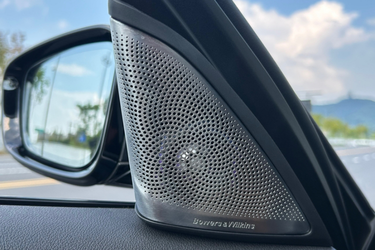 宝马5系 2019款 530Li 尊享型 M运动套装中控内饰7014