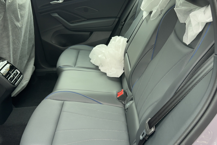 大众 途观L 2024款 PRO 330TSI 两驱R-Line智领版中控内饰7001