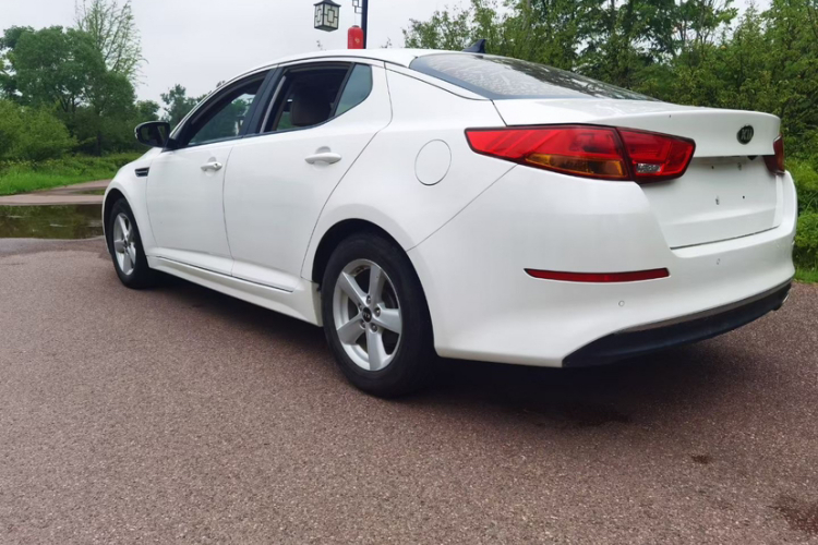 起亚K5 2015款 2.0L 自动GL车身外观6003