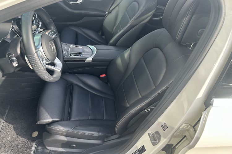 奔驰C级 2020款 C 260 L 运动版局部细节19