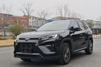 丰田 威兰达 2023款 2.0L CVT两驱豪华PLUS版