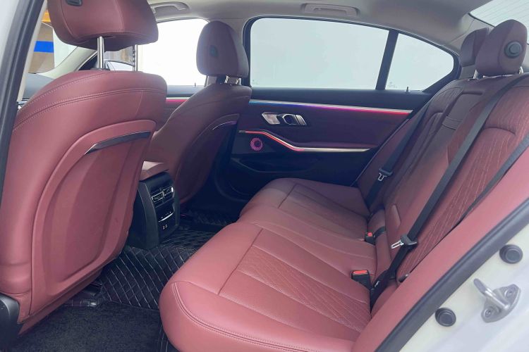 宝马3系 2024款 320Li M运动套装中控内饰7006