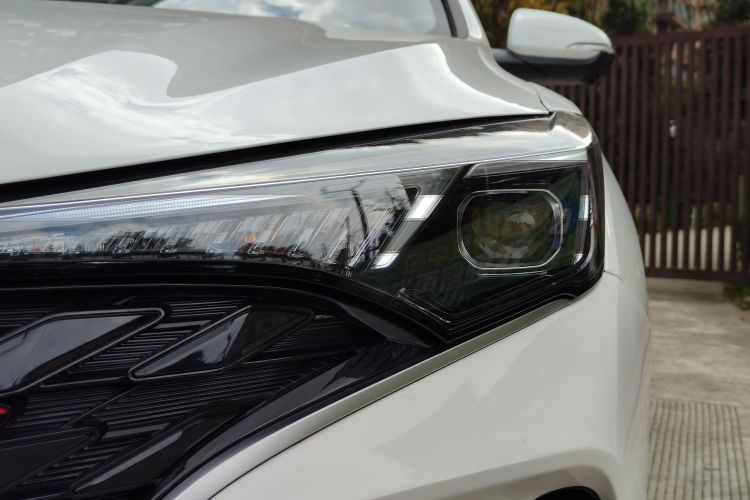 长安 逸动 2025款 PLUS 1.4T 双离合高能版局部细节36