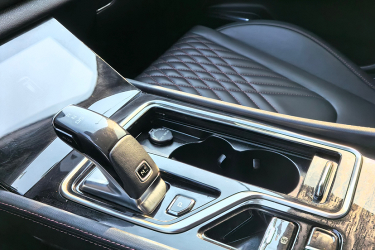 奔腾T99 2020款 20TD 自动尊享型中控内饰7002