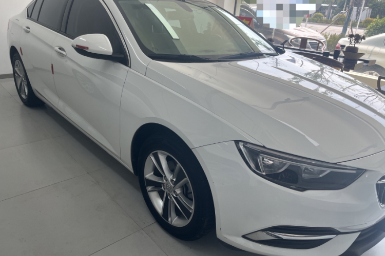 别克 君威 2019款 20T 精英型 国VI车身外观6001