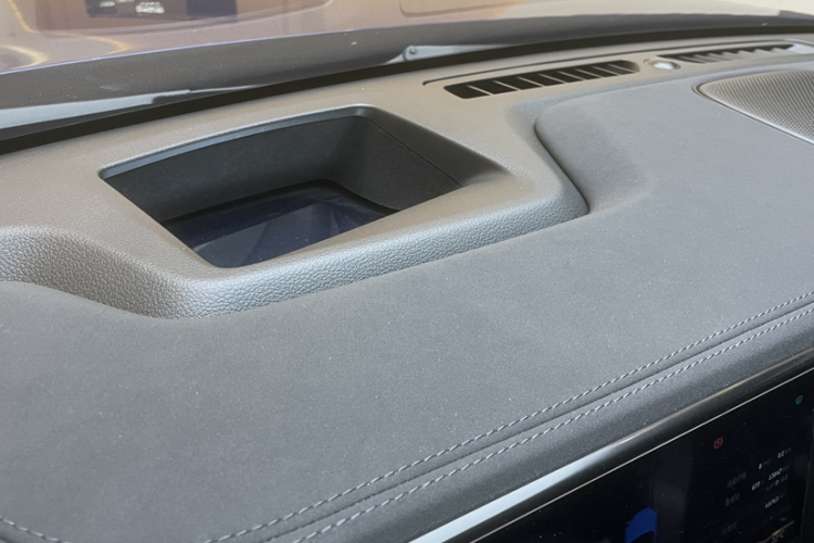 蔚来EC6 2020款 440KM 性能版中控内饰7011