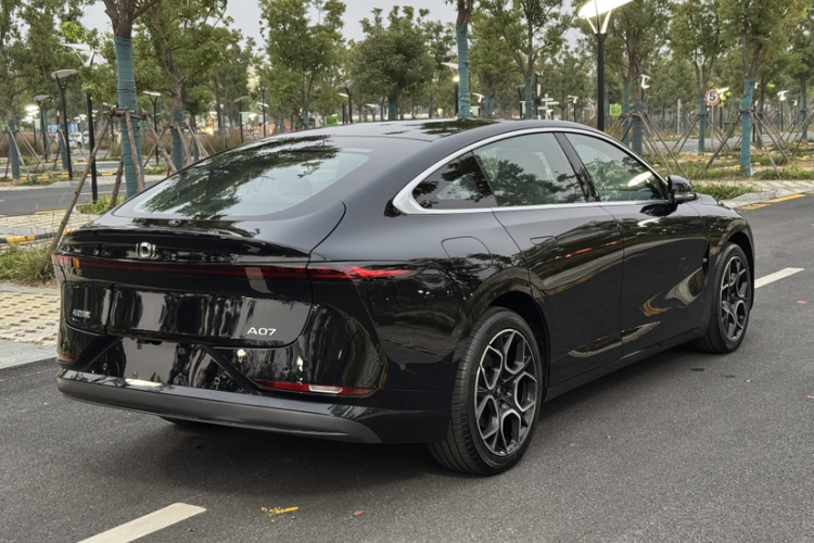 长安启源A07 2025款 蓝鲸增程版 230尊贵型车身外观6007