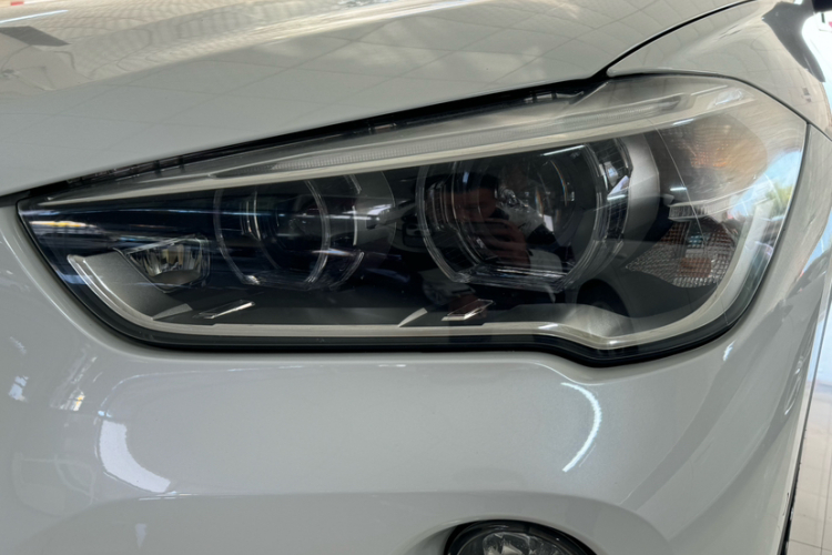 宝马X1 2018款 xDrive20Li 尊享型车身外观6014