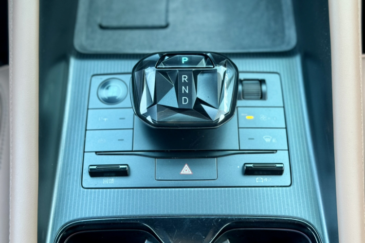 比亚迪 宋L EV 2024款 662km 卓越型局部细节18