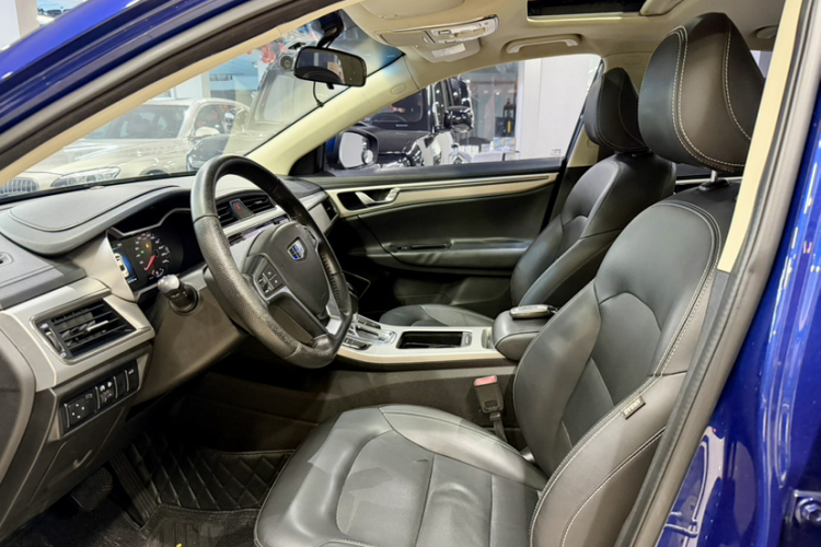 吉利汽车 帝豪GL 2017款 1.3T DCT精英型车身外观6008