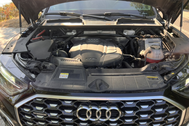 奥迪Q5L Sportback 2021款 40 TFSI 时尚型局部细节24