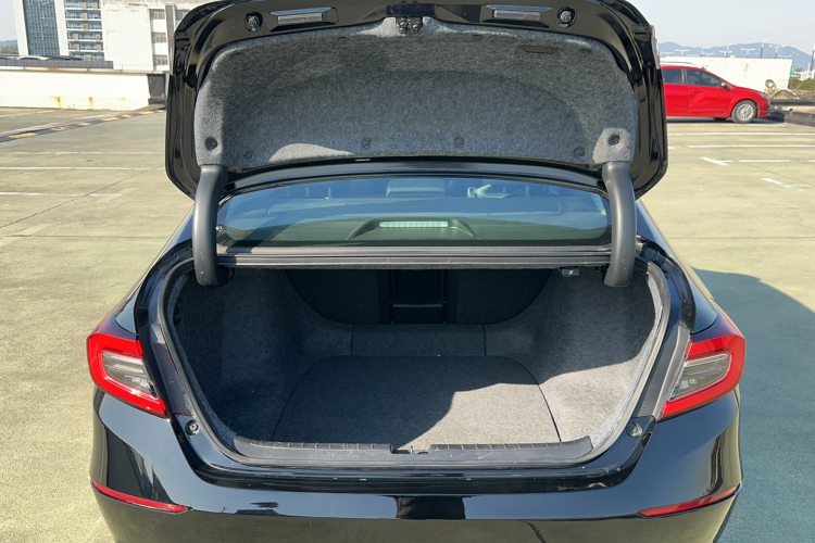 本田 雅阁 2022款 锐·混动 2.0L 锐领版局部细节23