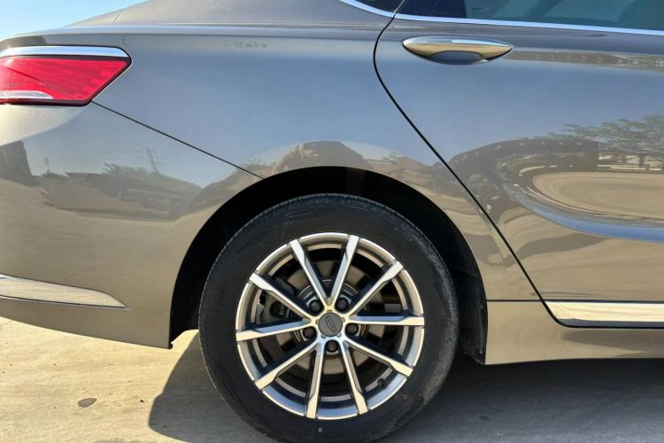 吉利汽车 博瑞 2021款 1.8T 领航版车身外观6007