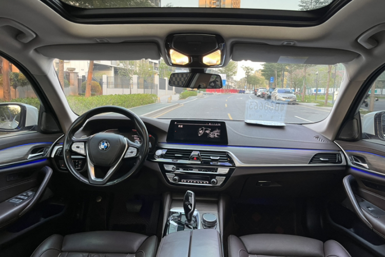 宝马5系 2020款 530Li 尊享型 豪华套装局部细节16
