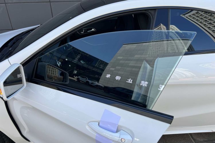 奔驰CLA 2019款 CLA 200 时尚型局部细节9006