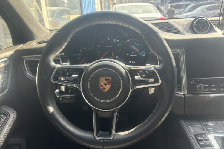 保时捷 2017款  Macan 2.0T中控内饰7002