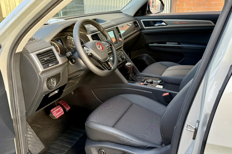 大众 途昂 2017款 380TSI 四驱舒适版中控内饰7002