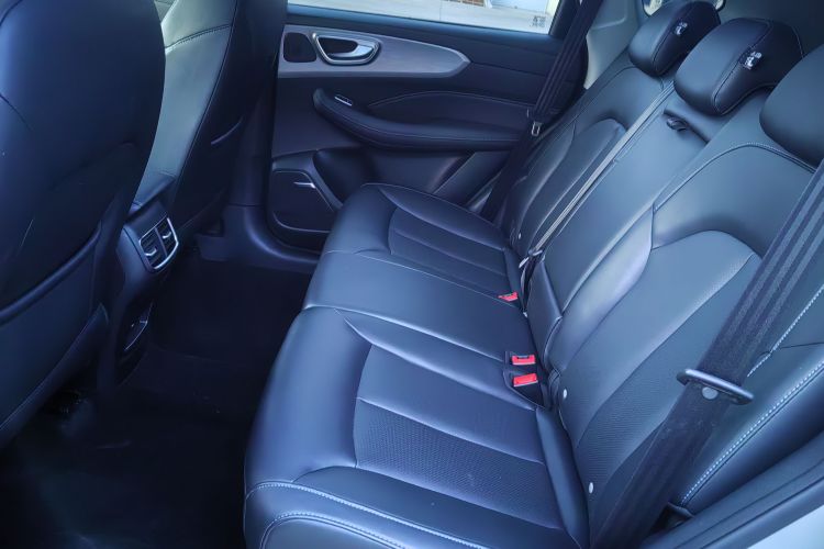 荣威RX5 2020款 PLUS 300TGI 手动Ali国潮豪华版中控内饰7008