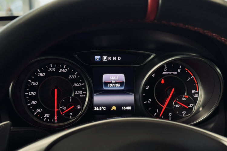 奔驰CLA AMG 2017款 改款 AMG CLA 45 4MATIC中控内饰15