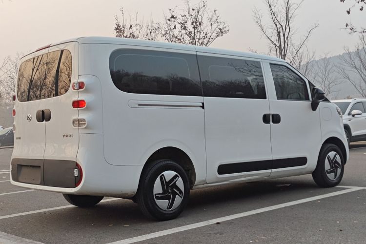 上汽大通MAXUS 大拿V1 2024款 V1 短轴低顶 多功能版（51kWh）车身外观6004