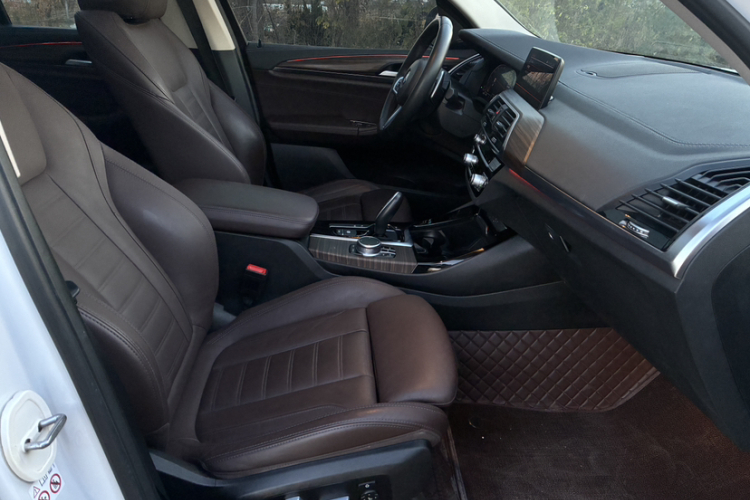 宝马X3 2020款  xDrive28i M运动套装中控内饰7007