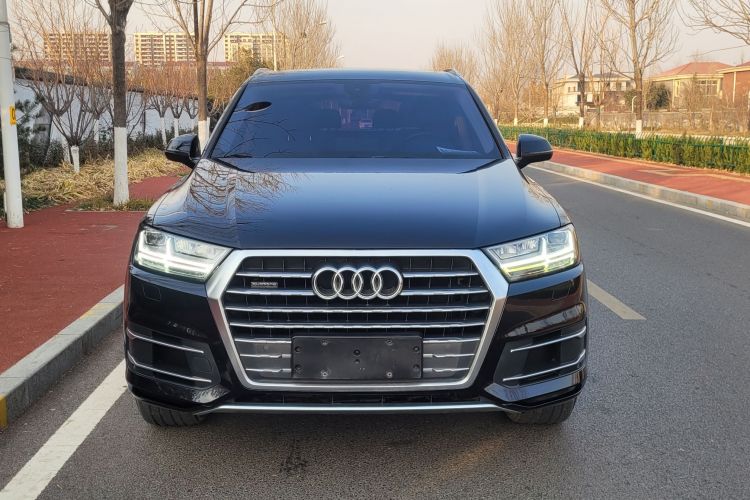 奥迪Q7 2018款 40 TFSI 舒适型车身外观6001