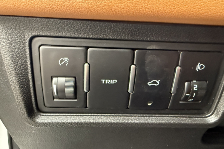 吉利汽车 远景S1 2018款 1.4T CVT锋驰型中控内饰7014