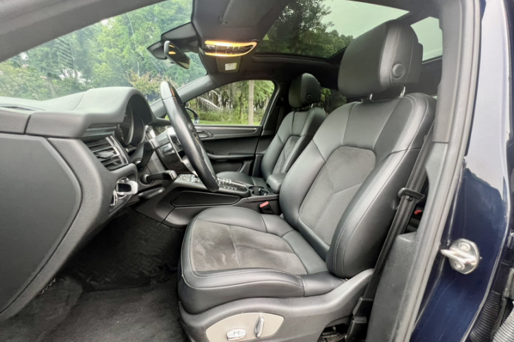 保时捷 2018款 Macan 2.0T中控内饰7007