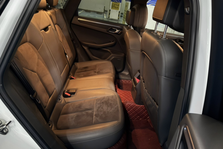 保时捷 2016款 Macan 2.0T中控内饰7006