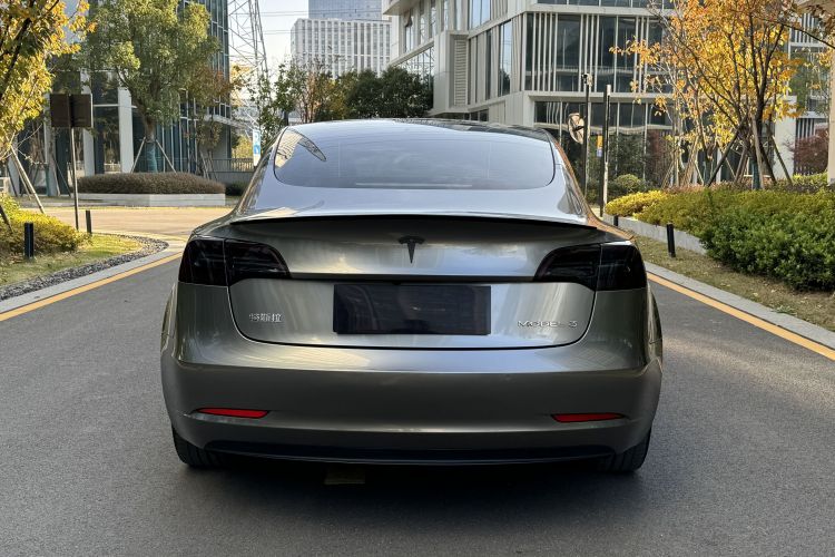 特斯拉 Model 3 2022款 后轮驱动版车身外观6007