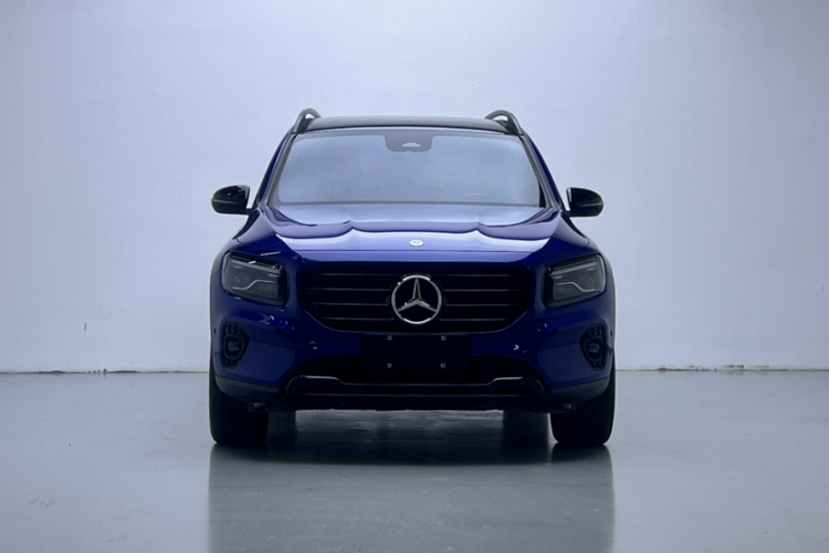 奔驰GLB 2024款 GLB 220 4MATIC车身外观6001