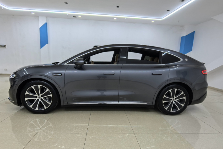 鸿蒙智行 智界R7 2024款 纯电 802km Max车身外观6001