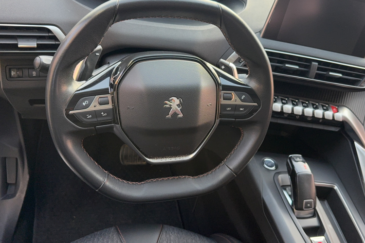 标致5008 2017款 350THP 7座精英版局部细节13