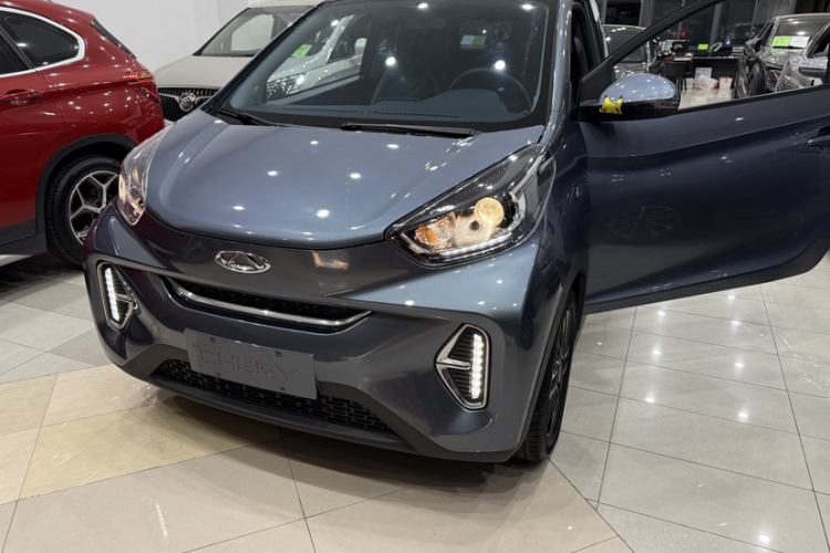 奇瑞 小蚂蚁 2022款 甜粉款 半糖版 磷酸铁锂 29.2kWh 30kW 301km局部细节36