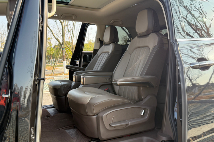 大众 威然 2022款 330TSI 豪华版中控内饰7004