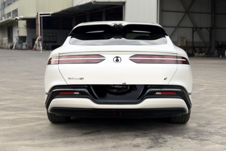 腾势Z9GT 2024款 1100四驱Ultra版车身外观6004