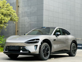 小米汽车 小米YU7 2025款 超长续航后驱版